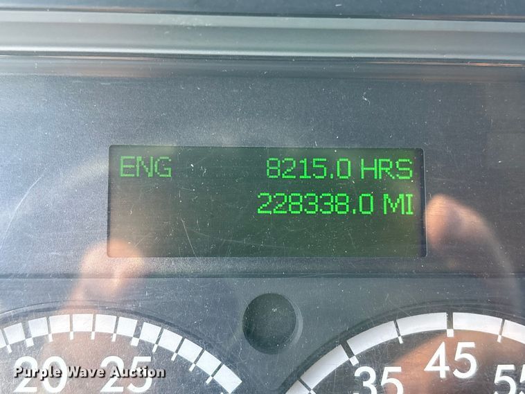 image for item DT2775 2017 Freightliner Business Class M2 refrigerated truck