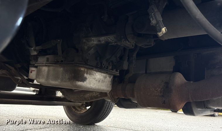 image for item DT2776 2015 International 4300 box truck