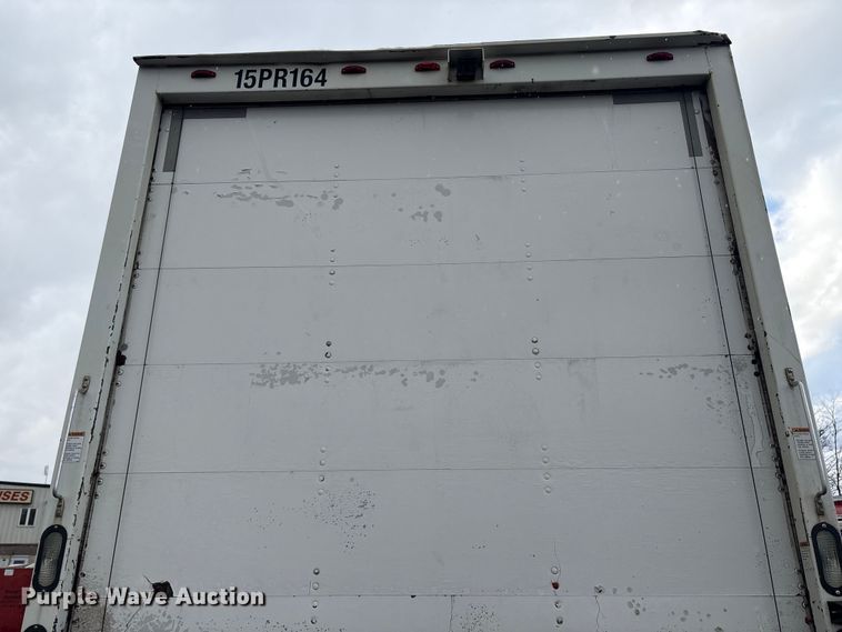 image for item DT2776 2015 International 4300 box truck