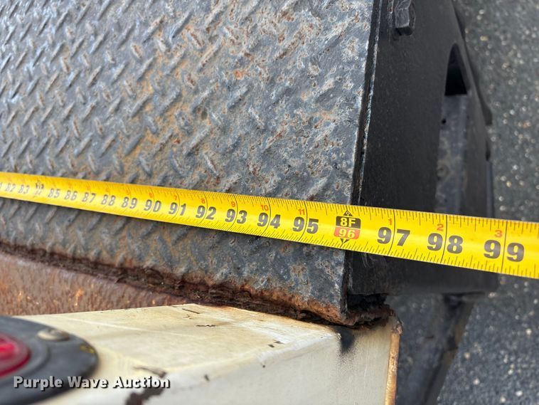 image for item DT2776 2015 International 4300 box truck