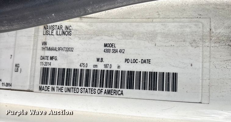 image for item DT2776 2015 International 4300 box truck