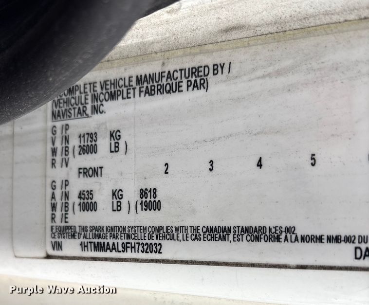 image for item DT2776 2015 International 4300 box truck