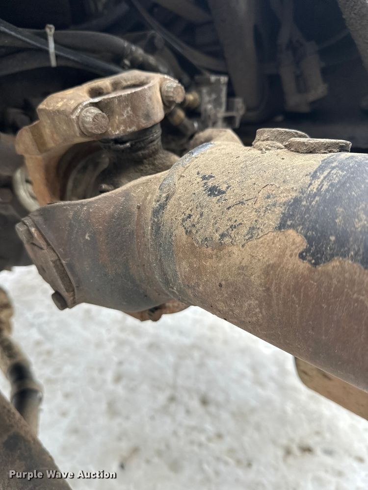 image for item DT6494 1999 Sterling L9513 roll-off container truck