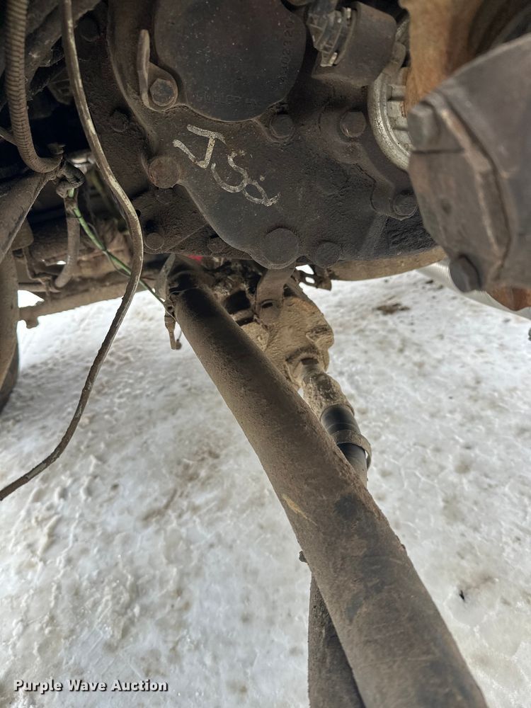 image for item DT6494 1999 Sterling L9513 roll-off container truck