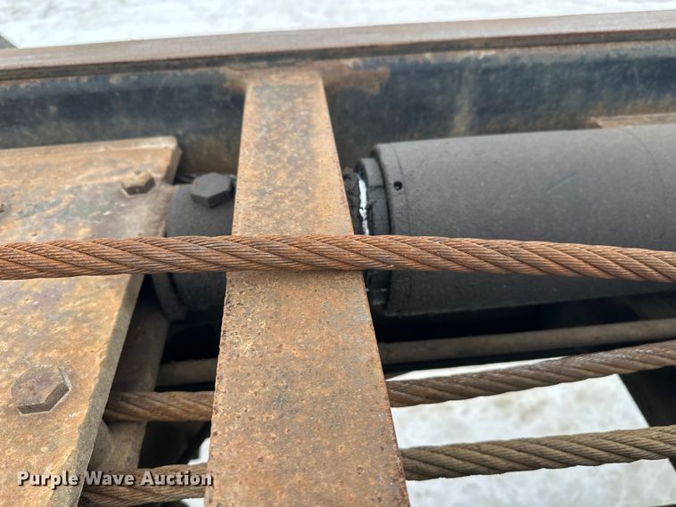 image for item DT6494 1999 Sterling L9513 roll-off container truck