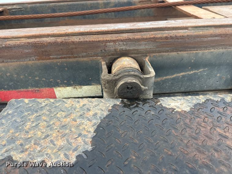 image for item DT6494 1999 Sterling L9513 roll-off container truck