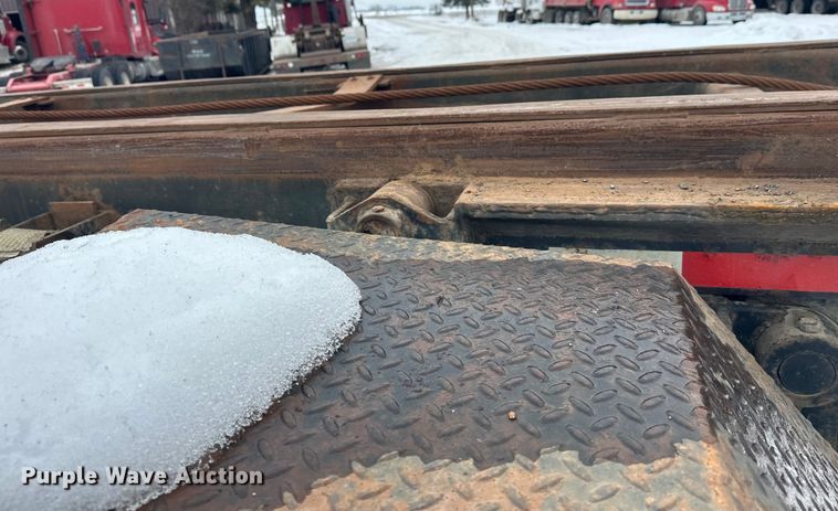 image for item DT6494 1999 Sterling L9513 roll-off container truck