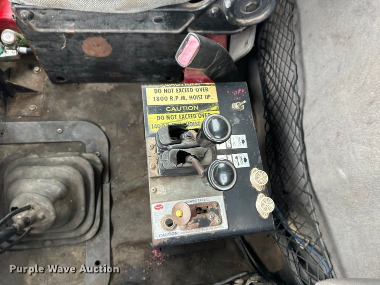 image for item DT6494 1999 Sterling L9513 roll-off container truck