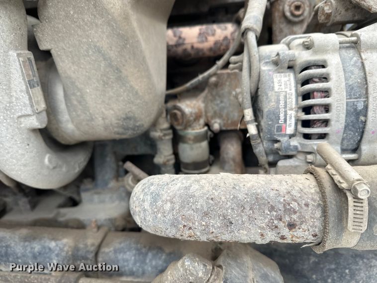 image for item DT6494 1999 Sterling L9513 roll-off container truck