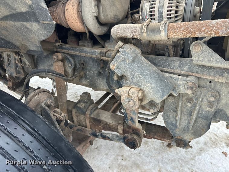 image for item DT6494 1999 Sterling L9513 roll-off container truck