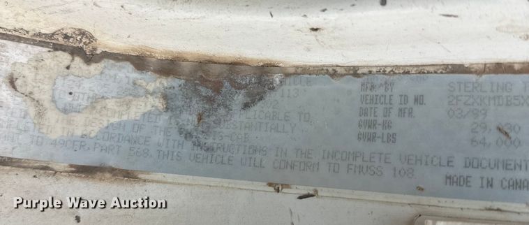 image for item DT6494 1999 Sterling L9513 roll-off container truck