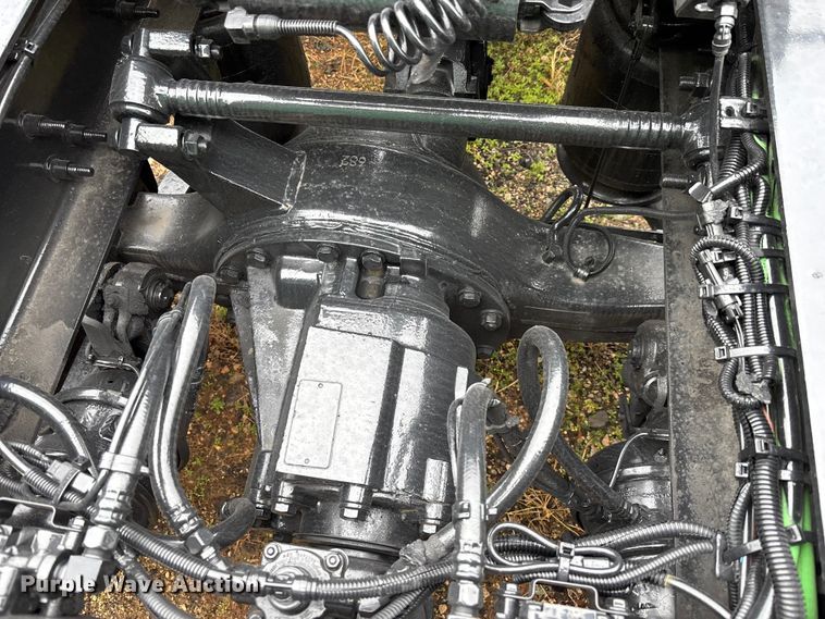 image for item DU0292 2020 International LT625 semi truck