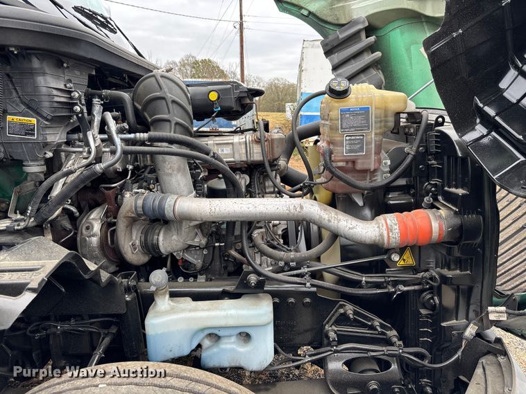 image for item DU0292 2020 International LT625 semi truck