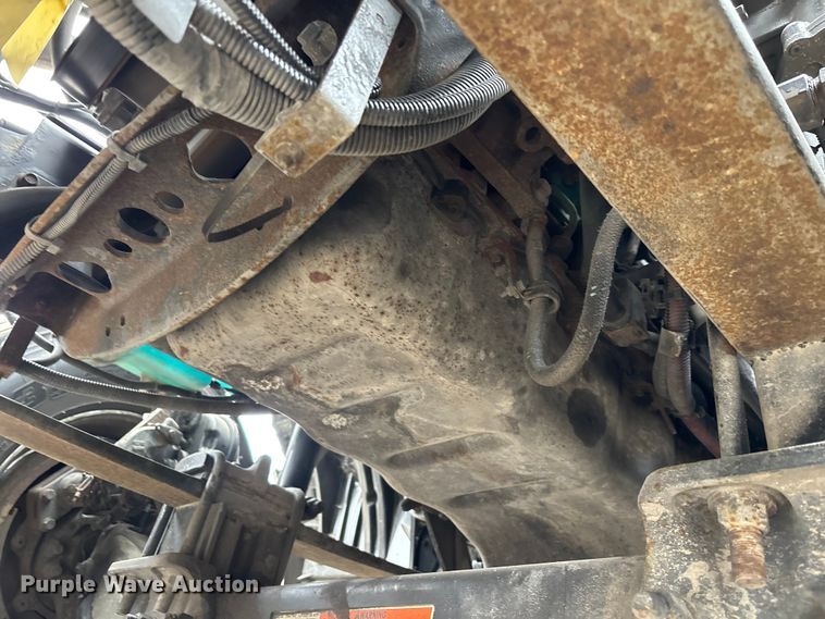 image for item DU0293 2019 International LT625 semi truck