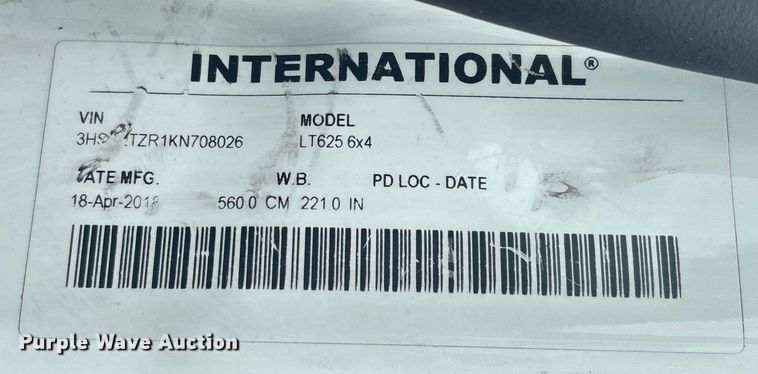 image for item DU0293 2019 International LT625 semi truck