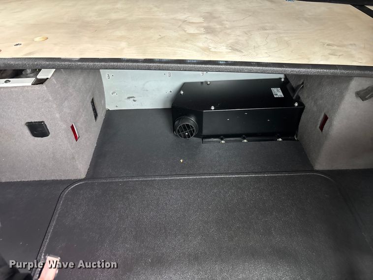 image for item DU0294 2019 International LT625 semi truck