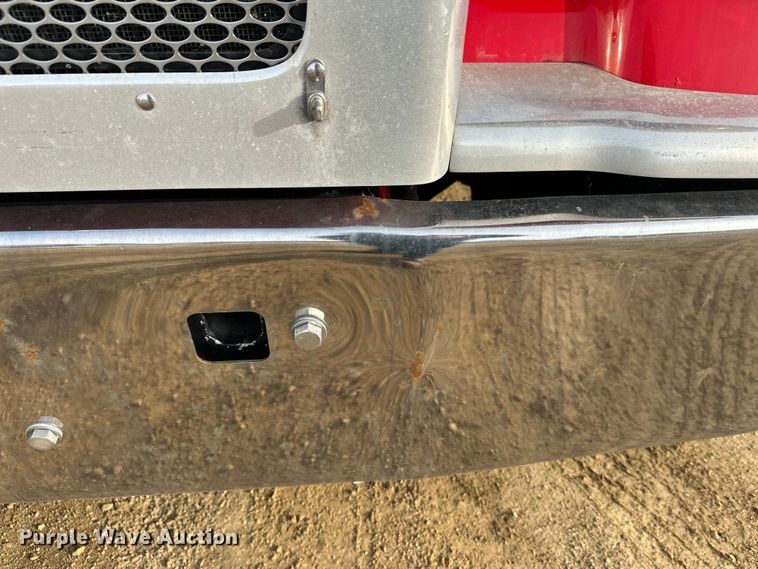 image for item DW4389 2020 Peterbilt 389 semi truck