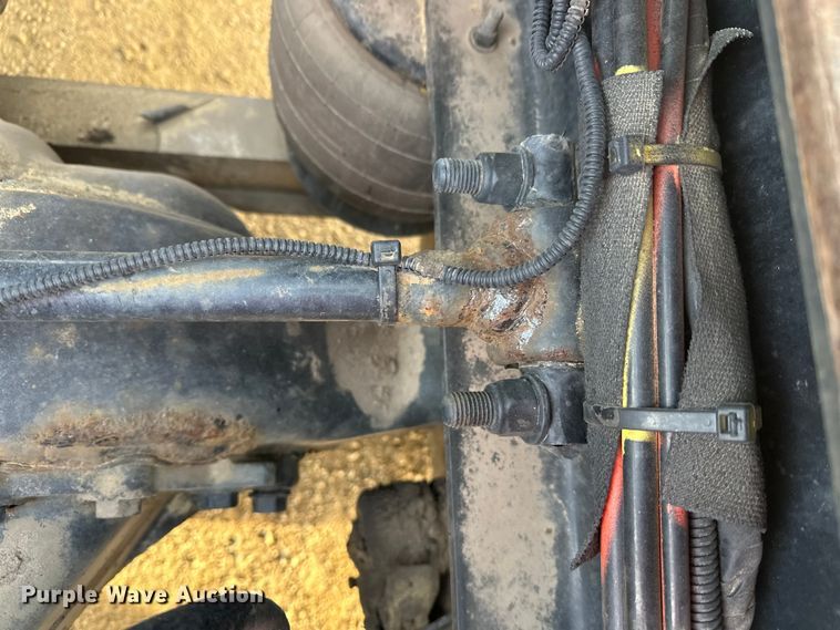 image for item DW4389 2020 Peterbilt 389 semi truck