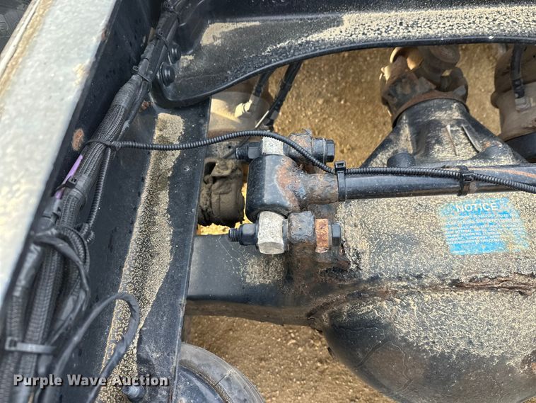 image for item DW4389 2020 Peterbilt 389 semi truck