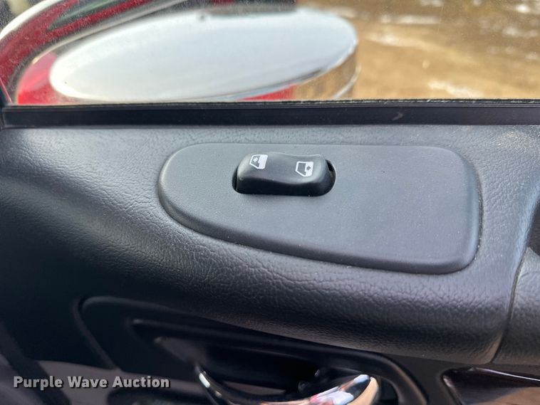 image for item DW4389 2020 Peterbilt 389 semi truck