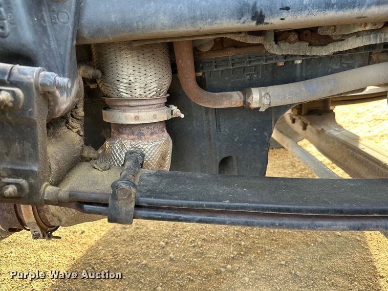 image for item DW4389 2020 Peterbilt 389 semi truck