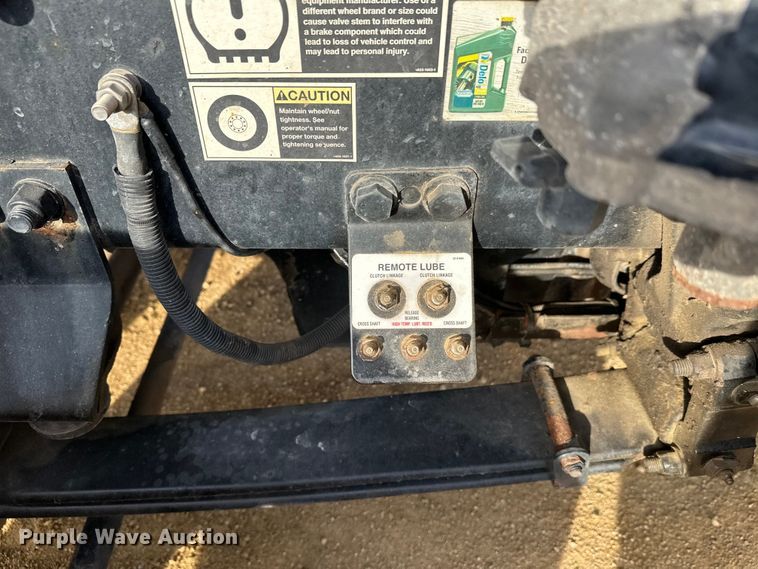 image for item DW4389 2020 Peterbilt 389 semi truck