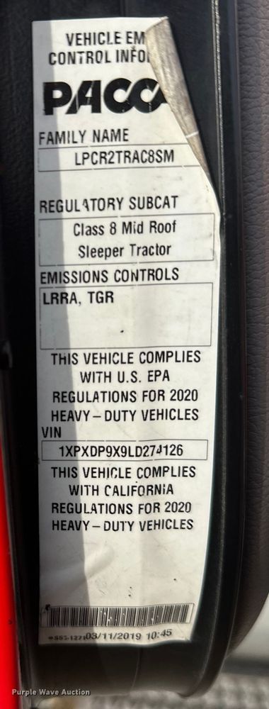 image for item DW4389 2020 Peterbilt 389 semi truck