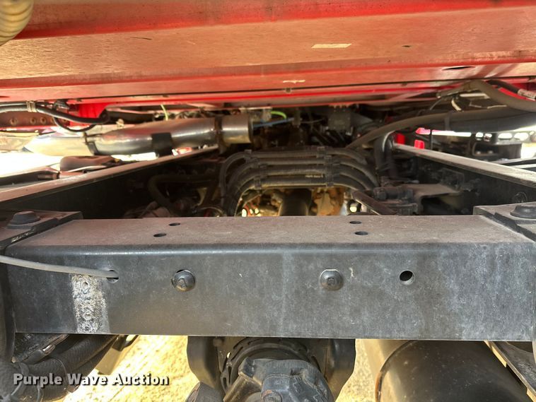 image for item DW4390 2022 Peterbilt 389 semi truck