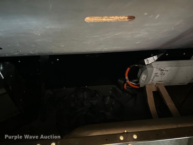 image for item DW4390 2022 Peterbilt 389 semi truck