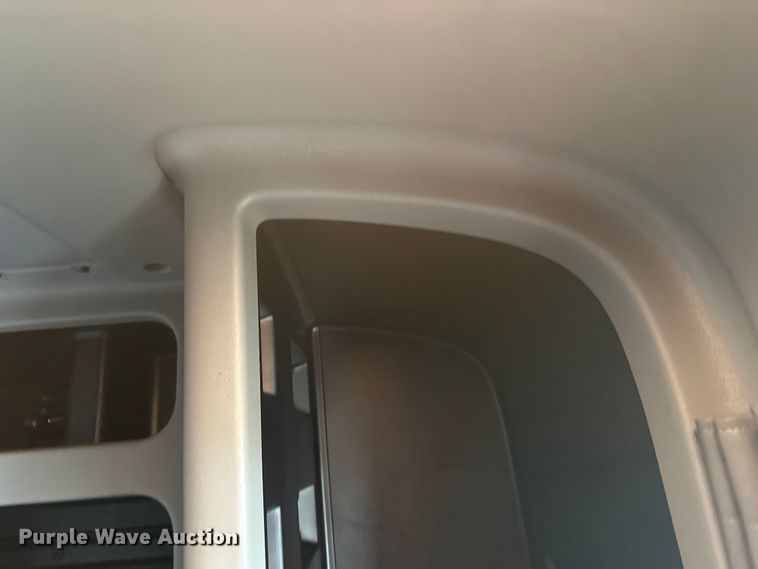 image for item DW4390 2022 Peterbilt 389 semi truck