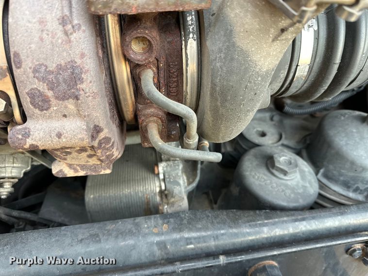 image for item DW4390 2022 Peterbilt 389 semi truck