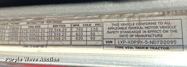 image for item DW4390 2022 Peterbilt 389 semi truck