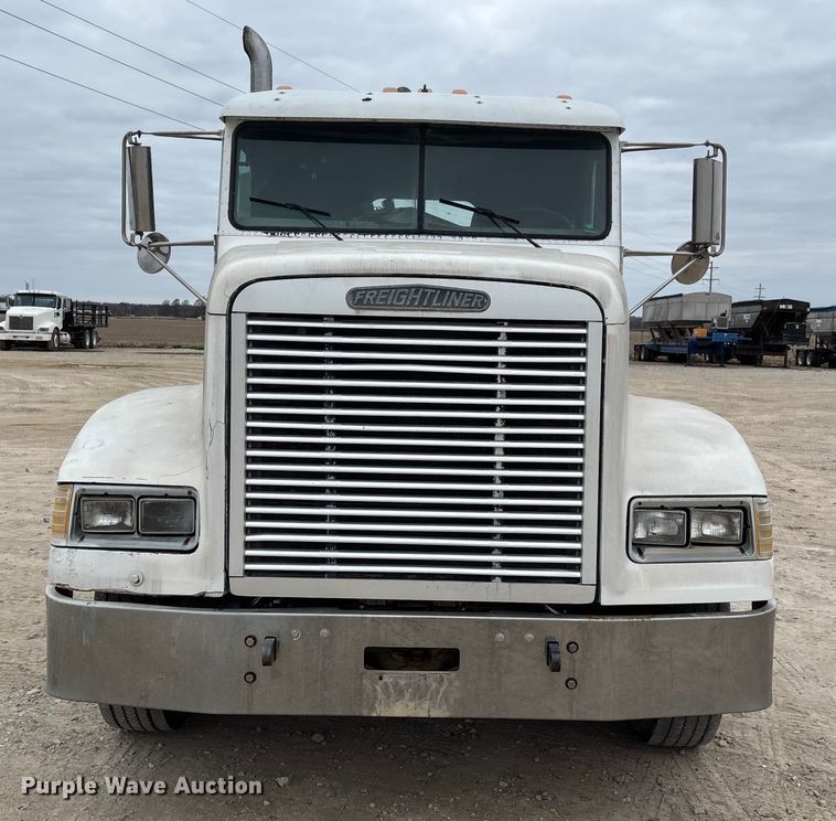 CAMIóN CHASIS 1996 FREIGHTLINER FLD120