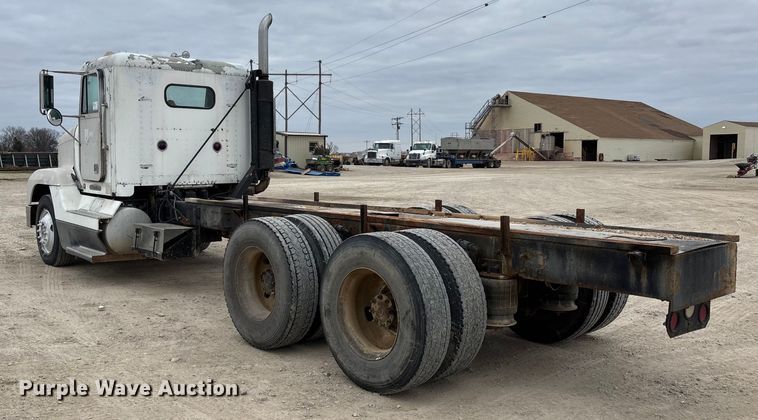 image for item DW7363 1996 Freightliner FLD120 truck cab and chassis