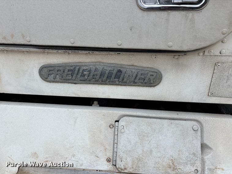 image for item DW7363 1996 Freightliner FLD120 truck cab and chassis