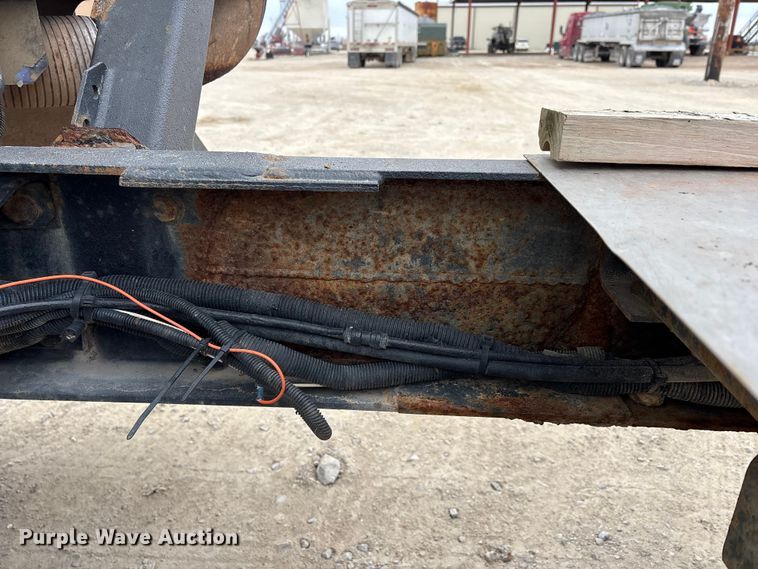 image for item DW7363 1996 Freightliner FLD120 truck cab and chassis