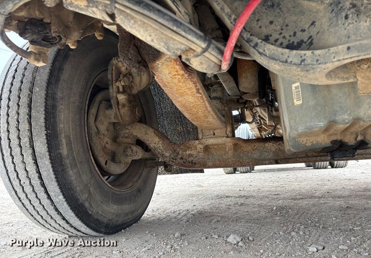 image for item DW7363 1996 Freightliner FLD120 truck cab and chassis