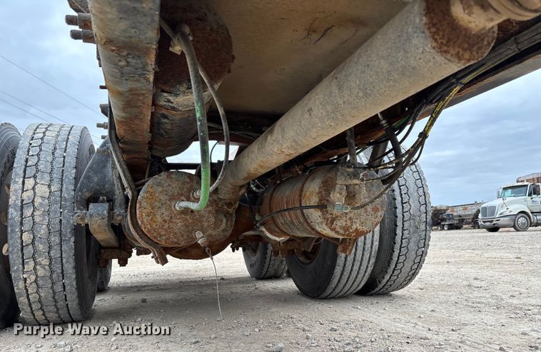 image for item DW7363 1996 Freightliner FLD120 truck cab and chassis