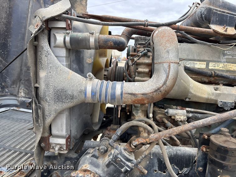 image for item DW7363 1996 Freightliner FLD120 truck cab and chassis