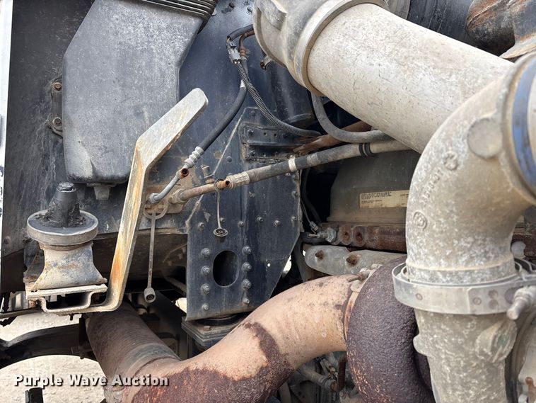 image for item DW7363 1996 Freightliner FLD120 truck cab and chassis