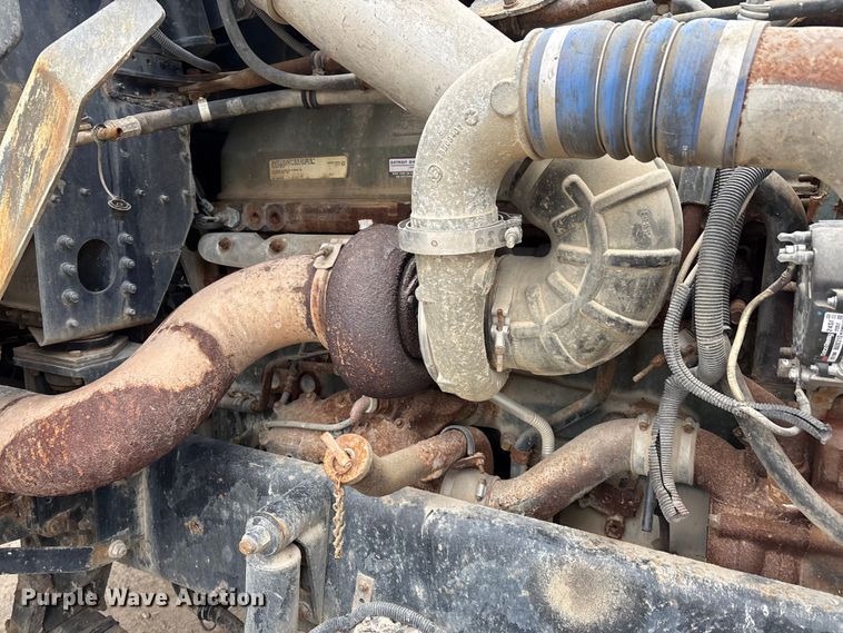 image for item DW7363 1996 Freightliner FLD120 truck cab and chassis