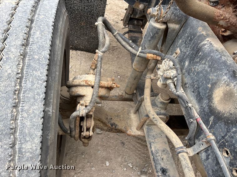 image for item DW7363 1996 Freightliner FLD120 truck cab and chassis