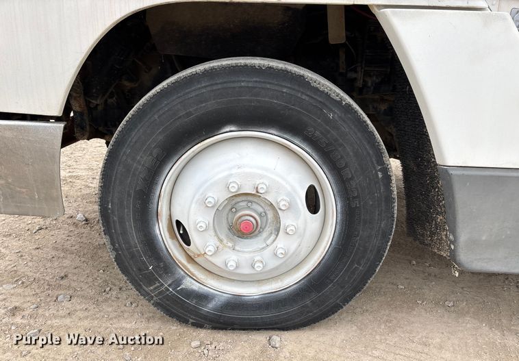 image for item DW7363 1996 Freightliner FLD120 truck cab and chassis