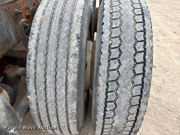 image for item DW7363 1996 Freightliner FLD120 truck cab and chassis