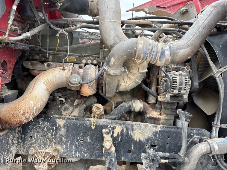 image for item DW7364 2001 Freightliner FLD120 semi truck