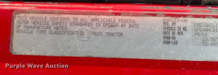 image for item DW7364 2001 Freightliner FLD120 semi truck