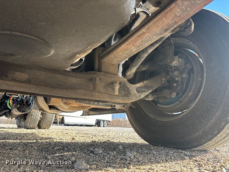 image for item DW7369 2019 Freightliner Cascadia 113 semi truck