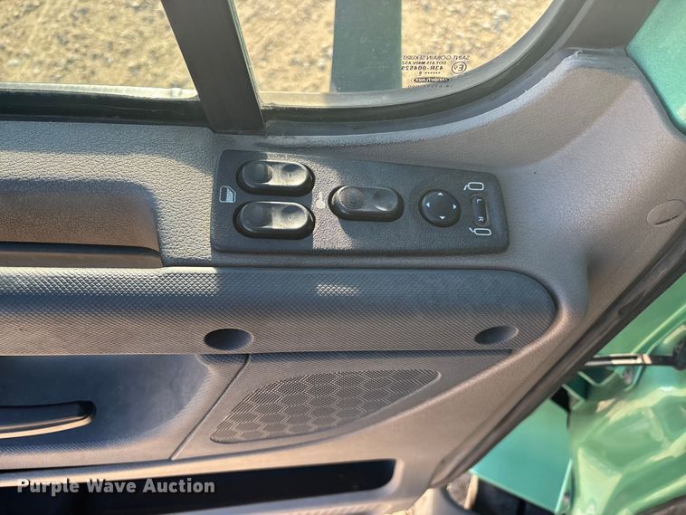 image for item DW7369 2019 Freightliner Cascadia 113 semi truck