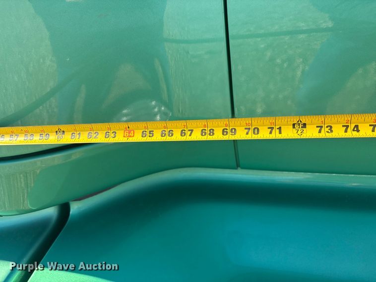 image for item DW7371 2022 International LT625 semi truck