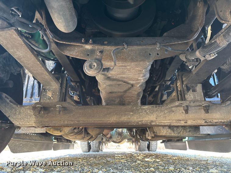 image for item DW7371 2022 International LT625 semi truck